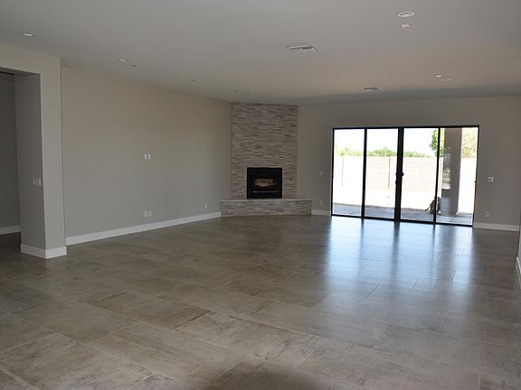5th image of 1020 E Birchwood Pl