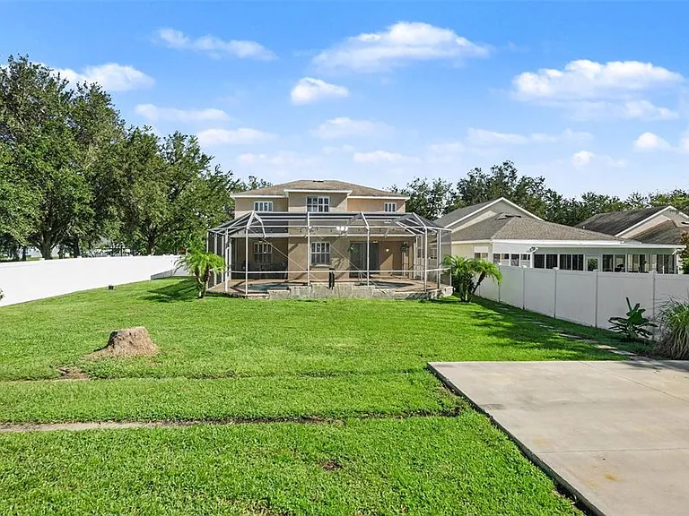 301 Fern Gulley Dr — Photo 27