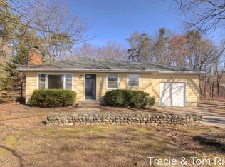 4375 Kroes St NE, Rockford, MI 49341