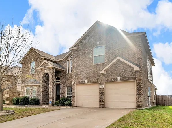 922 Christopher Dr, Cedar Hill, TX 75104