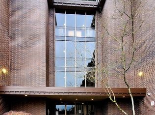 5915 Highway Pl APT 201, Everett, WA 98203