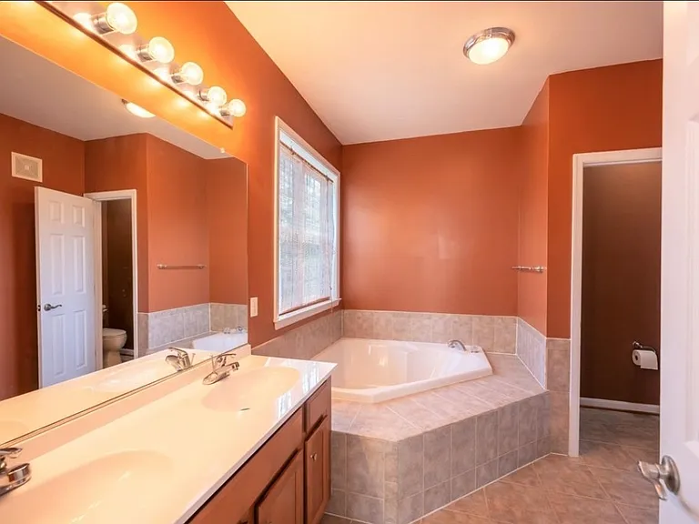 6783 Hampton Bay Ln — Photo 20