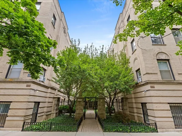 2726 N Pine Grove Ave APT 3N, Chicago, IL 60614