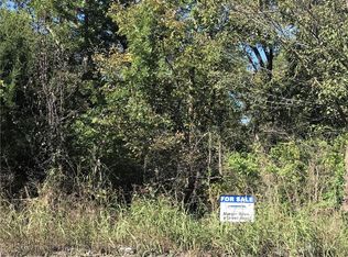 705 Paris St, Ladonia, TX 75449