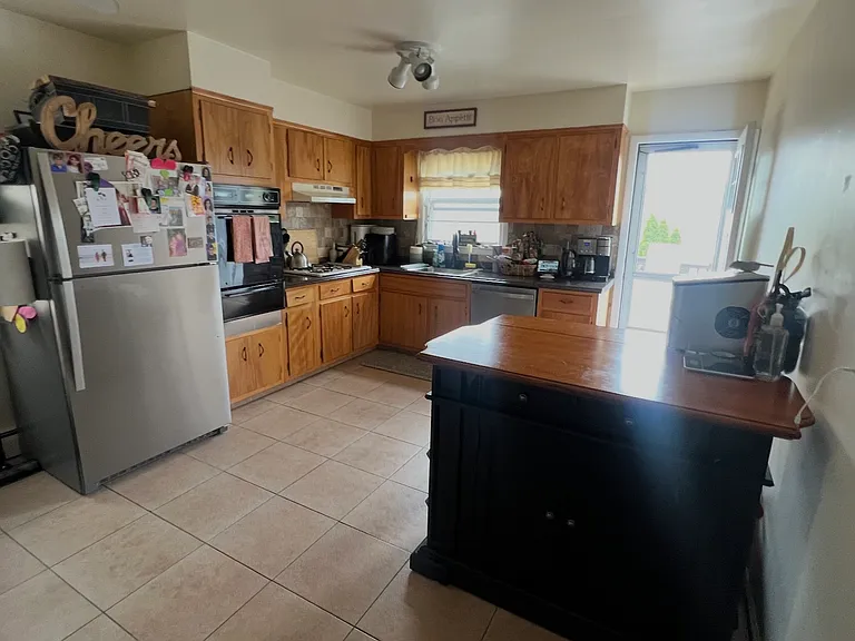 Kitchen with deck access