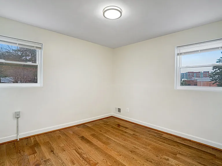 3113 S Fox St — Photo 20