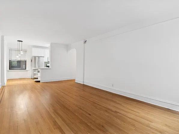 73-20 Austin Street image 7 of 17