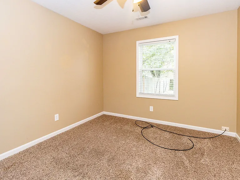 801 N Wester Ln — Photo 9