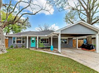 2015 Brimberry St, Houston, TX 77018