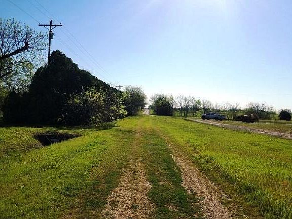 2nd image of 5497 County Road 1025