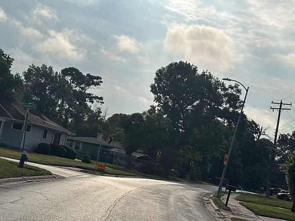 4th image of 7326 Sterlingshire St