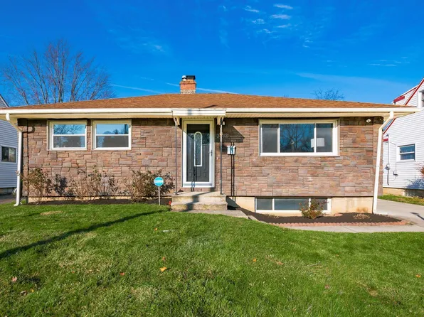 3512 Liv Moor Dr, Columbus, OH 43227