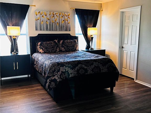 5th image of 2660 Reynolds St