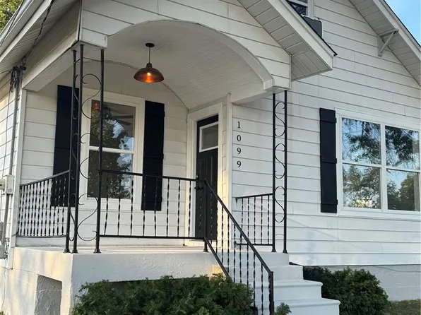 1099 Maple Dr, Ste Genevieve, MO 63670