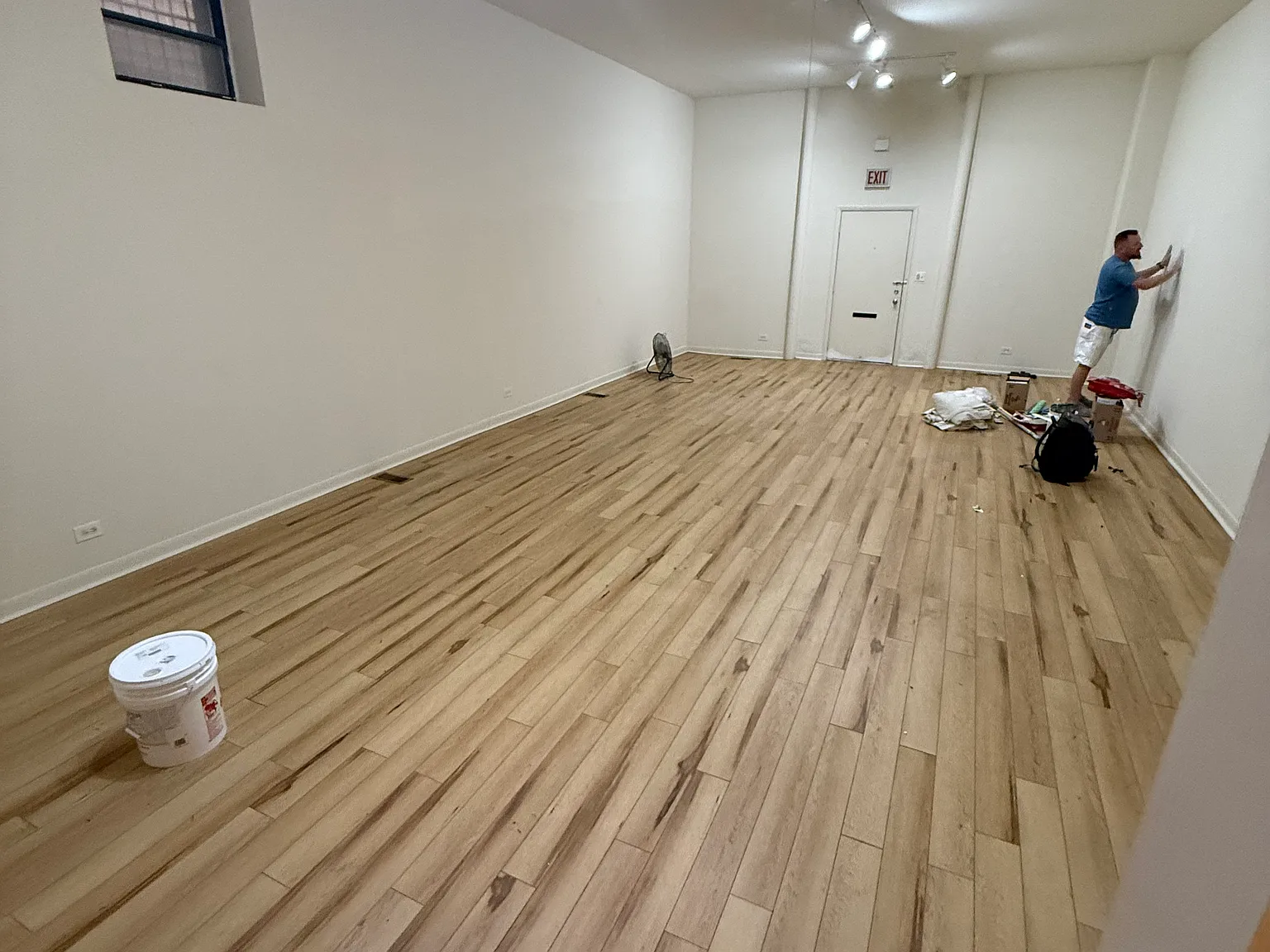 1 bed, 1200 sqft, $2,000 — Photo 2