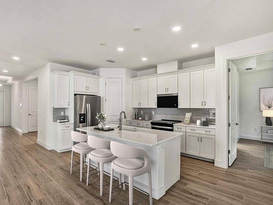 Gourmet Kitchen with ample storage space and walk-in pantry