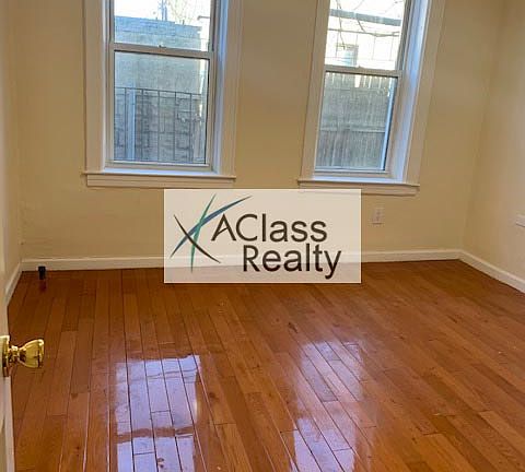 5th image of 22-55 33rd St #A