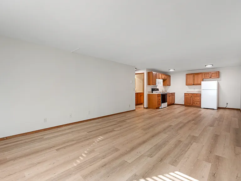 Aloha House Apartments — Photo 3