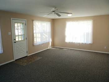 3rd image of 6825 Bradley Ave