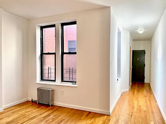 Rented by Parlor Real Estate Corp | media 16