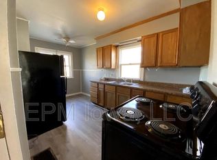 615 Ricker St, Waterloo, IA 50703