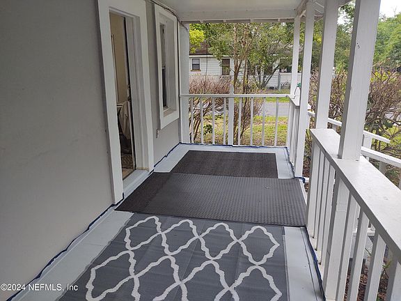 2nd image of 1324 ST CLAIR Street