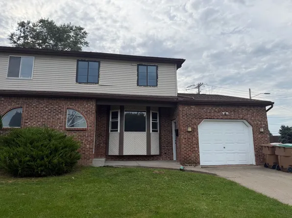 4 Lordan Dr, Buffalo, NY 14227