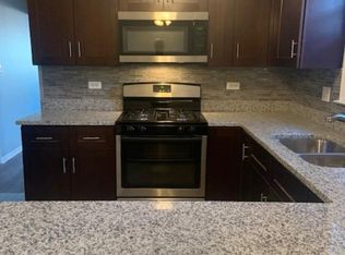 6750 26th St APT 2, Berwyn, IL 60402