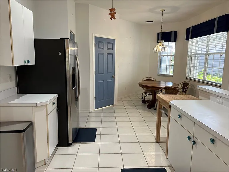 2081 Crestview Way #A-7 — Photo 12