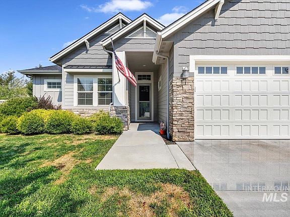 3rd image of 4577 N Comiso Pl