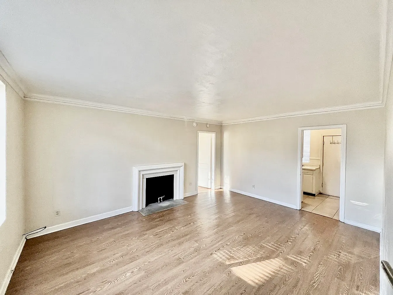 3801 Habersham St — Photo 4