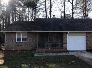 527 Oakwood Manor Dr, Stockbridge, GA 30281