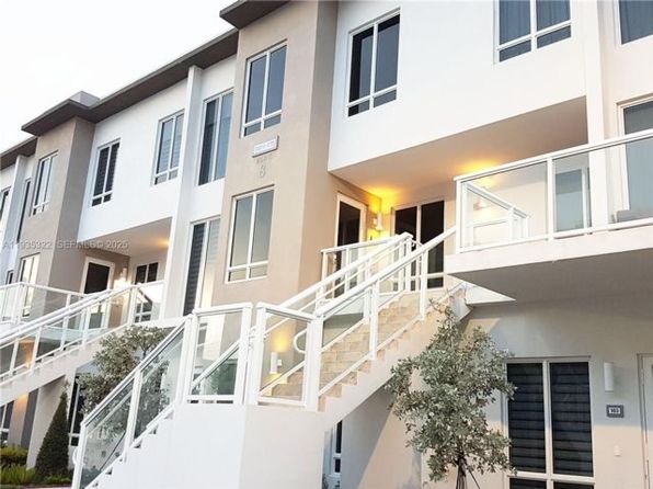 10245 NW 63rd Ter APT 209