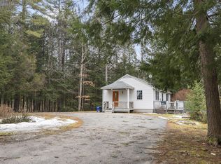 49 New Rd, Casco, ME 04015