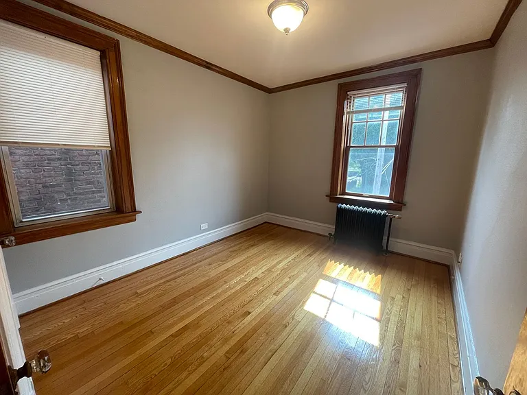 49 S Lake Ave #12 — Photo 9