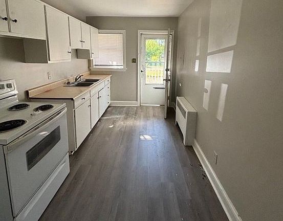 4th image of 2735 Cedarhurst Ave NW #4