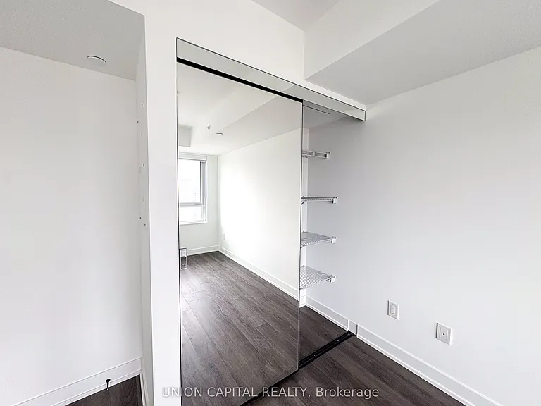 609 Sherbourne St #1901 — Photo 10