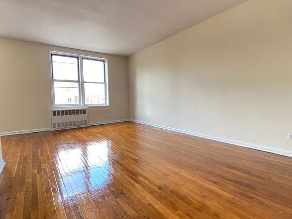 3rd image of 37-17 Bowne St #5K