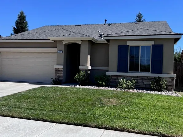 2336 S Laguna Street, Visalia, CA 93292