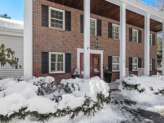 4th image of 5 Old County Rd