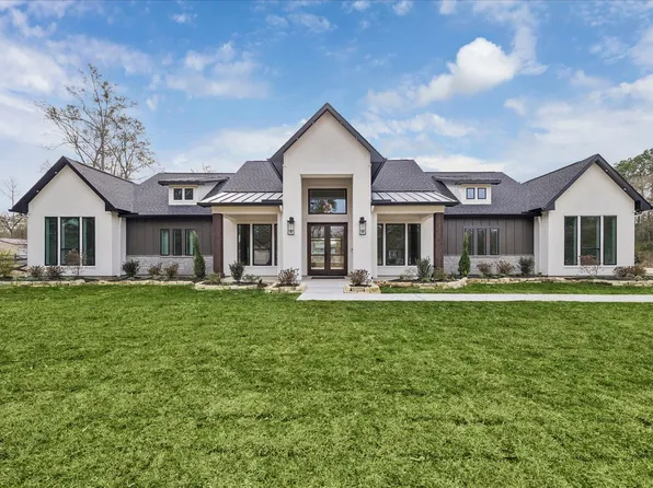 19470 Nasas Dr, Porter, TX 77365