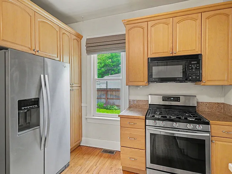 2948 S Cherokee St — Photo 11