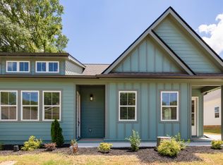 136 McCowat St APT B, Jackson, TN 38301