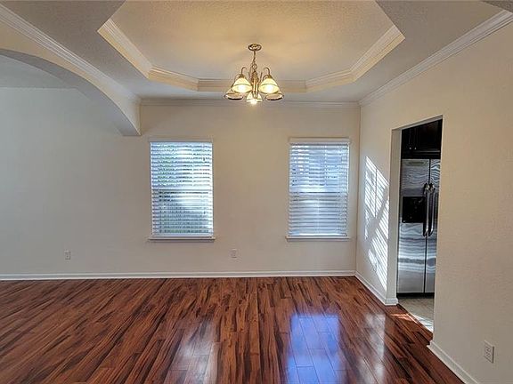 3rd image of 4812 Kennebeck Ave