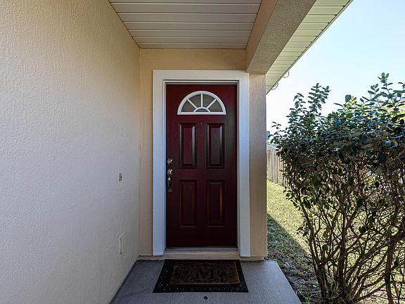 5th image of 119 Straw Pond Way
