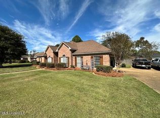 205 Park Ridge Dr, Brandon, MS 39042
