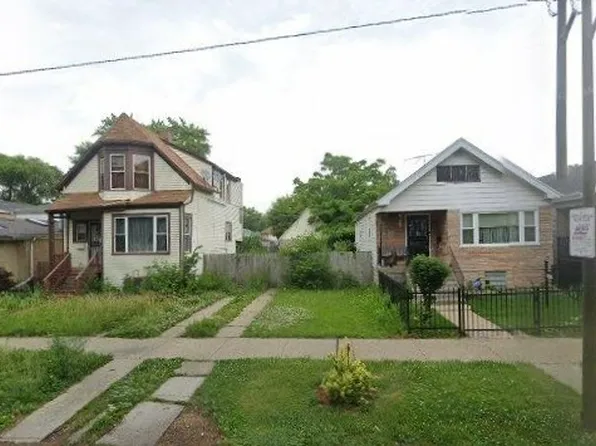 10049 S La Salle St, Chicago, IL 60628