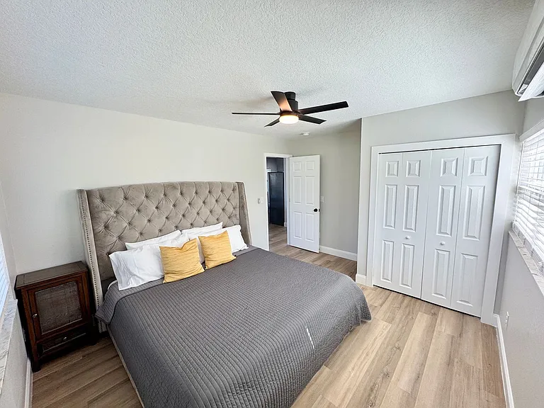 439 Carroll St — Photo 24