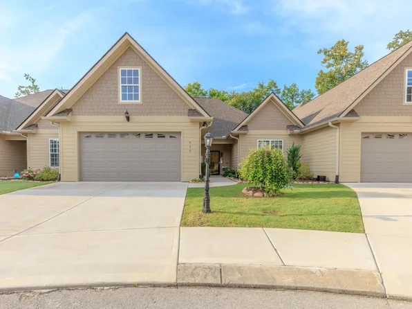 930 Jackson Mill Dr, Hixson, TN 37343