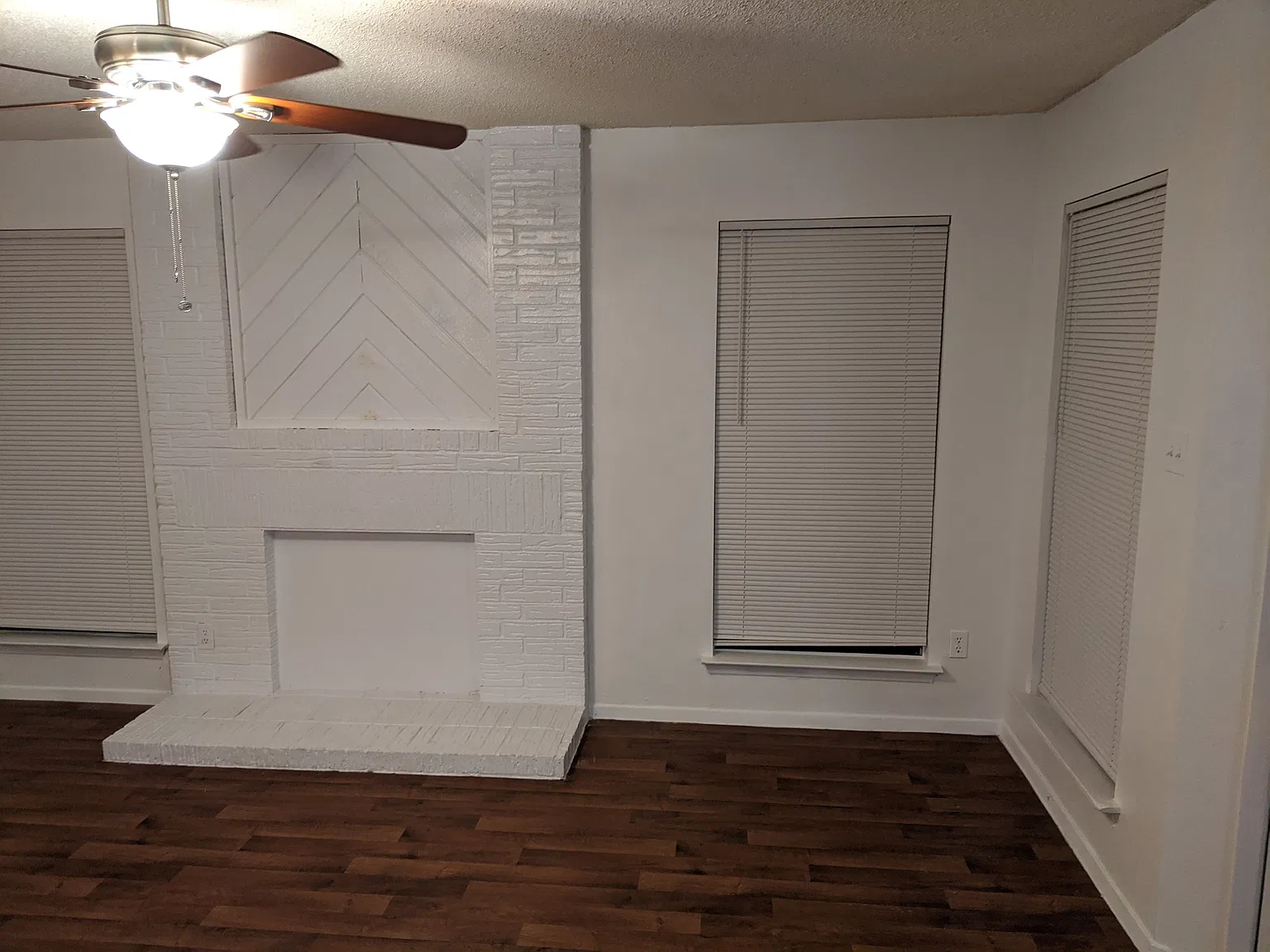 2 bed, 952 sqft, $1,300 — Photo 4